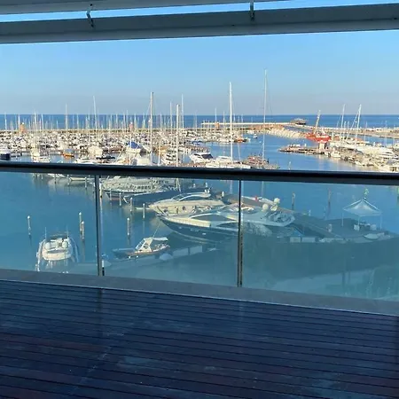 Con Terrazza Vista Darsena Di דירה
